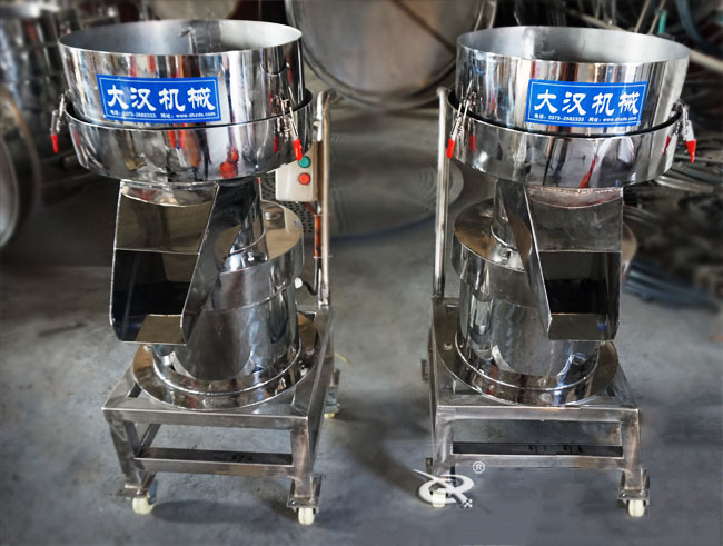 450型過(guò)濾篩機(jī)實(shí)拍：?jiǎn)螌舆^(guò)濾篩過(guò)濾，多用于液體物料的使用。